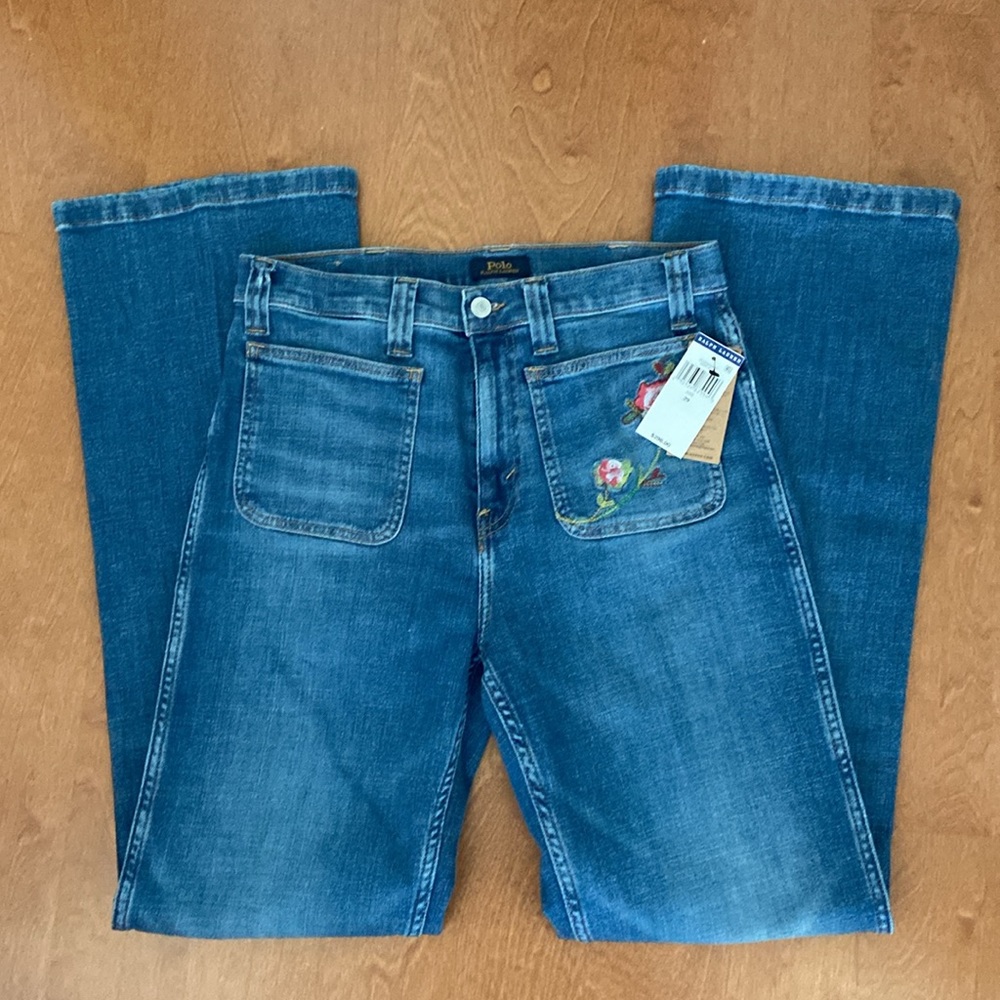 NWT Ralph Lauren  Women’s Embroidered Jeans , size 29R